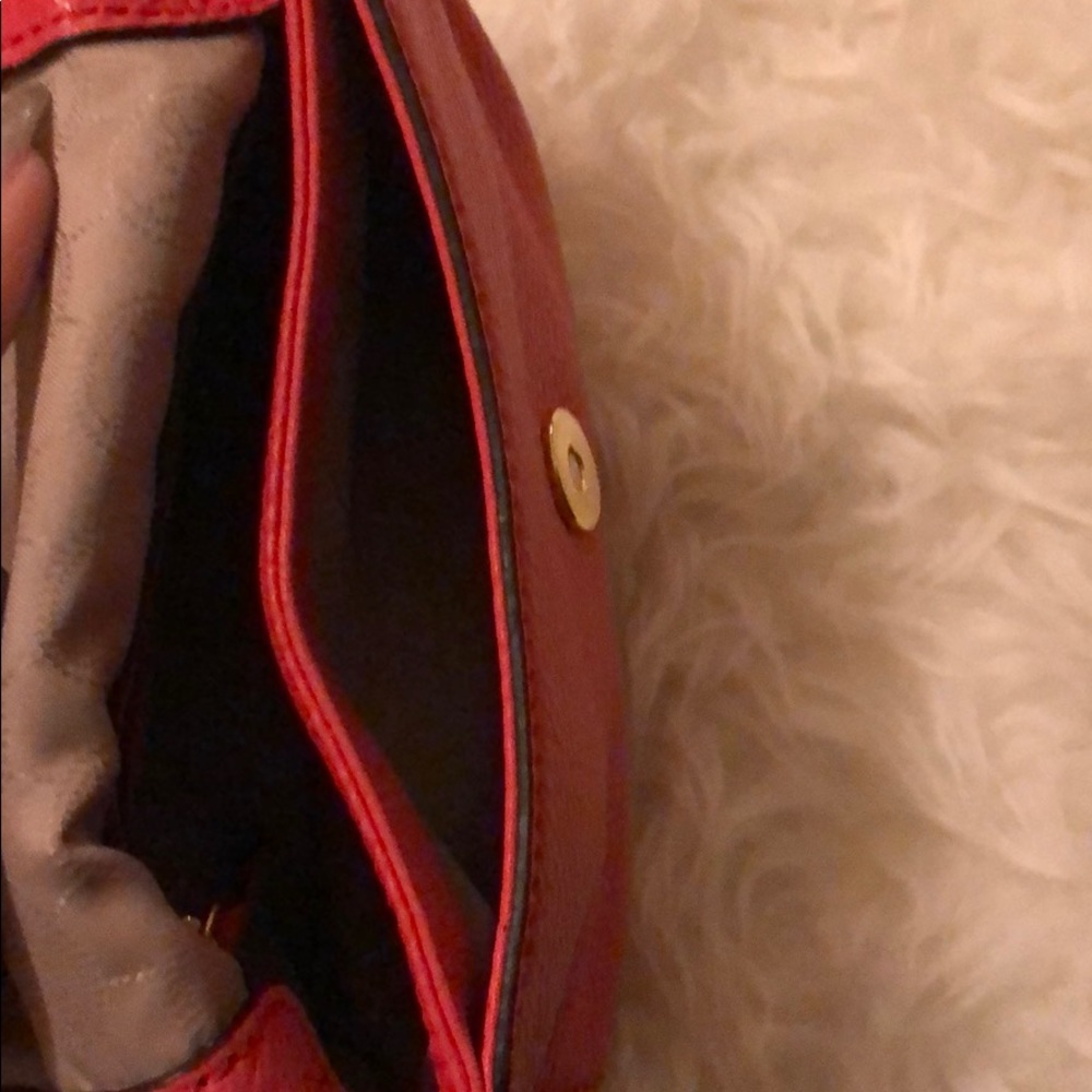 Michael Kors Jet Set Flap Crossbody - Picture 6 of 7